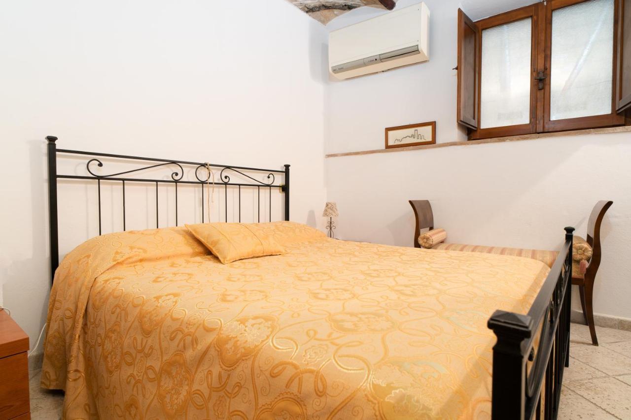 La Casa Dell' Etrusco Villa Tarquinia Luaran gambar